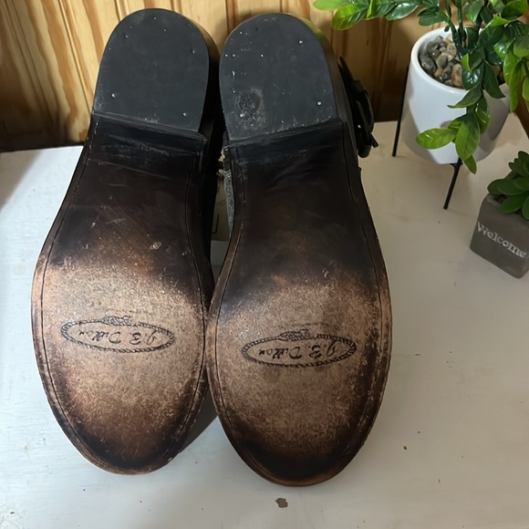 JB Dillon Booties - Picture 4 of 4